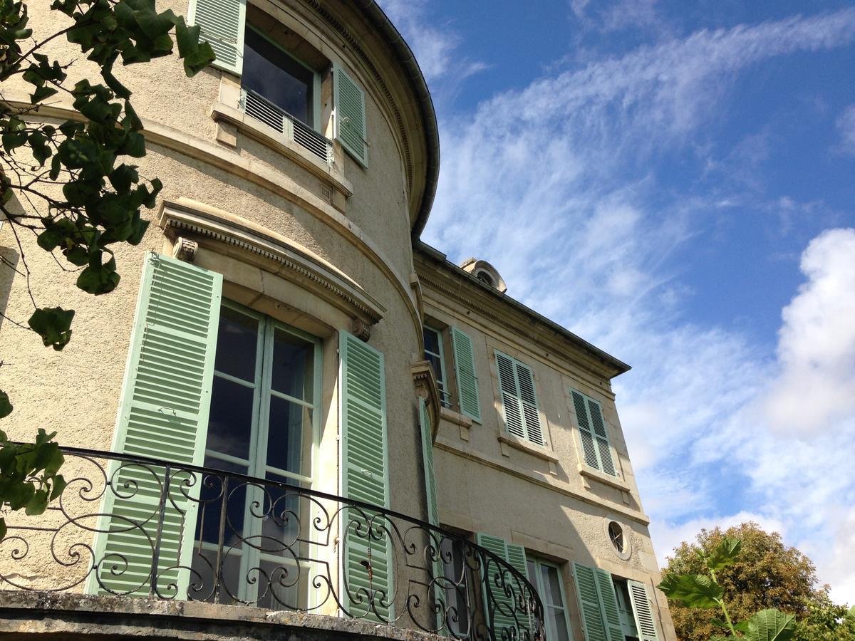 مبيت وإفطار فاليز Castel Saint-Leonard المظهر الخارجي الصورة