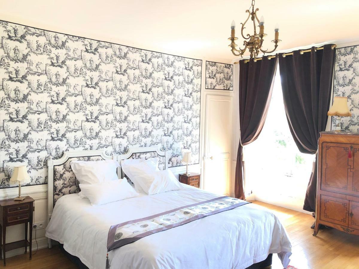 مبيت وإفطار فاليز Castel Saint-Leonard المظهر الخارجي الصورة
